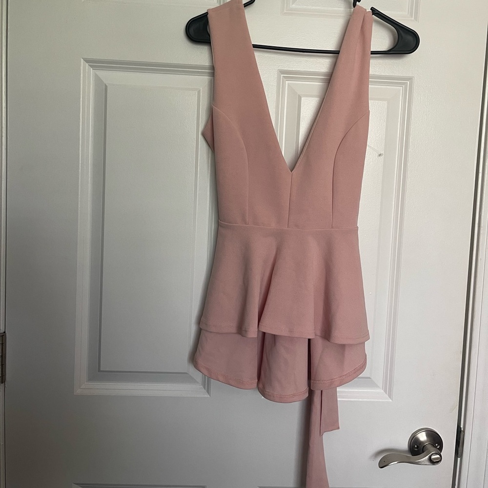 Deep V top